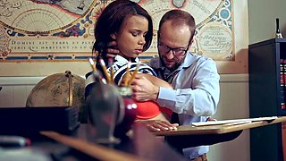 Raven Redmond Horny Schoolgirl
