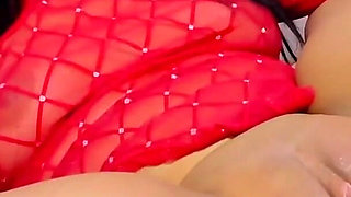 Wet Lips, Wetter Pussy