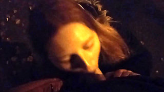 Collegegirl sucked on the street near the house and got cum in her mouth