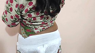 Bigass Sister in-law Smoking in Periods-hindi Audio