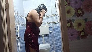 Indian Bhabhi in Hotel Bathroom Taking Shower After Sex