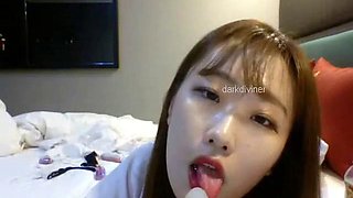 Asian sexy camgirl masturbates: Teen, Amateur  Babe Porn