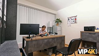 Vip4k. my Tight Pussy is the main key to get the loan