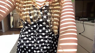 Sweet pussy wants to cum and get orgasms