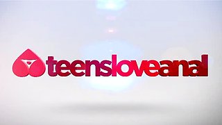 babe brunette 95 flashing pussy on live webcam