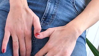 Extreme Jeans Piss!