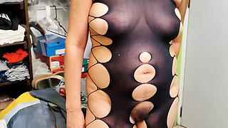 SEXY 46-YEAR-OLD HOUSEWIFE WITH NICE TITS AND HAIRY PUSSY SHOWING OFF