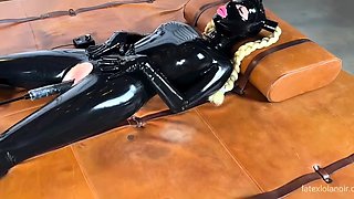 Amateur LatexLolaNoir Fucked By The F Machine
