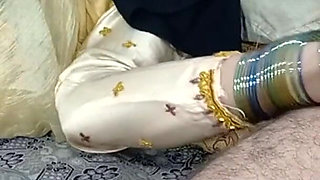 Honeymoon Bride Fucked Analhole with Black Dildo for Open Her Analhole for Anal Sex