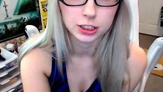 Masturbating busty blonde teen on couch with big toys