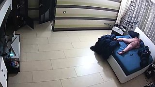 Amateur Hidden Cam with Dildo Wives