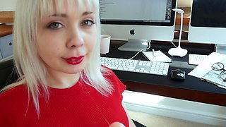 Blonde tight pussy babe solo toy fun in glamour masturbation