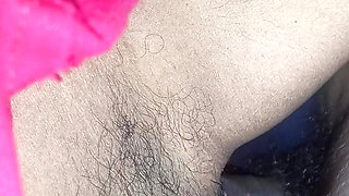 Desi big land inside bhabhi pussy - tight pussy sex in poor house Desi look -black girl sex