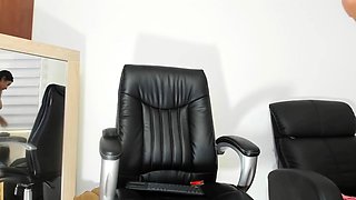 Webcam great ass Latin woman teasing