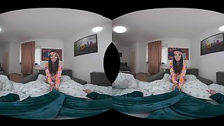 Vicky Love: Summer of Love - POVcentralVR