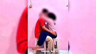 18+ After School, I Fucked My Hijab-Wearing Girlfriend in the Warehouse