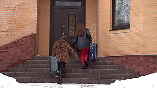 Pskov Student Sluts Came to the Casting Orgy4 in the Style of the 90s _ 1winp...