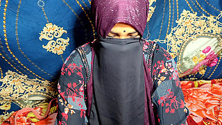 my hijabi girlfriend first sex video