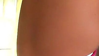 Sexydea Flashing Pussy at Live Webcam