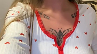 Scottish bigtits goth student her fingers wander slow and deep
