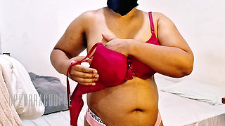 Indian Aunty Oil Massage on Massage Center