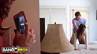 Bangbros - stepmother Janet Mason catches Riley Reid and her boyfriend having sex