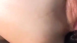Snow Bunny Gives Her Ass to BBC