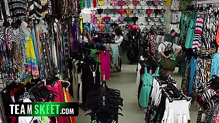 🚔 Loss Prevention Officer Takes Advantage of Shoplifting Girls and Unlocks Their Submissive Sides