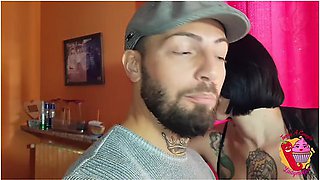 Who Is She - Lady Muffin