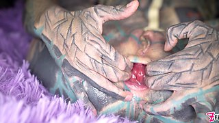 Anuskatzz Wants Extreme Anal Insertion to Squirt