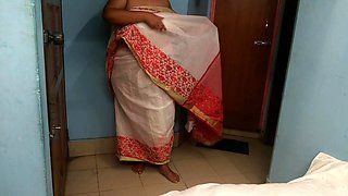 45 Year Old Asian Kaamwali Bai Ke Sath Indoor Masti Doodh Nikal Ke - Boss Ka Mast Chudai - Tamil Priyanka (hindi Audio)