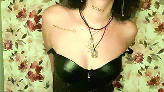 I smell like sex, will you accept the challenge to separate me?
