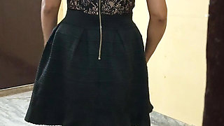 Desi Mms Komal Meet Boy for Quick Fucking in Local Room