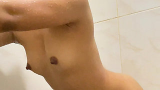 Masturbating 2.5: Enjoying in a Shower!