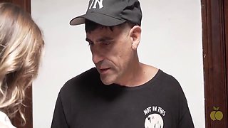 Elnono Hub In I Send My Husband To The Bank To Suck The Pizza Delivery Guys Dick 11 Min