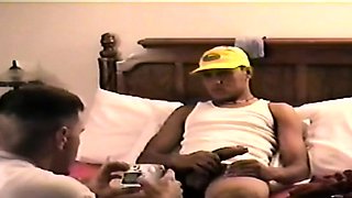 Vintage str8 stud got HJ from busty gay