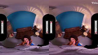 Ebony Mutant Babe Oya Wants Your Dick Professor - Vr Porn And Virtual Reality