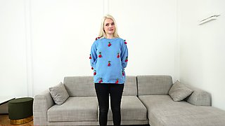 Casting Tall And Busty Blonde German Amateur In Bodysuit