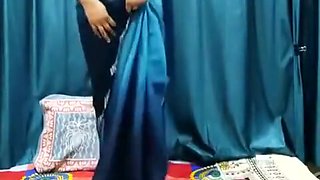 Aunty Enjoying With Self