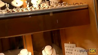 HUNT4K. Pretty darkhaired babe shagged by stranger to earn...