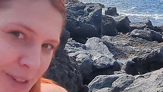 POV: Risky Public Blowjob, My Readhead Girlfriend Sucks My Dick on the Beach (dia Ita)