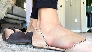 Foot fetish Close up feet and toes tease