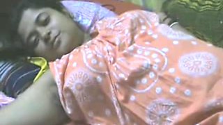 Indian Bhabhi Exposing Hairy Pussy - DesiPapa