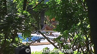 Bikini girl Cindy wants her wet ass to be inseminated