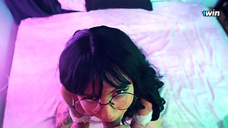 MAX BANG - Nerdy LUNA tempts her boss for a wet poke -