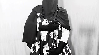 Muslim Hijabi Beautiful Housewife Fucking with Neighbor - With Clear Bangla Audio