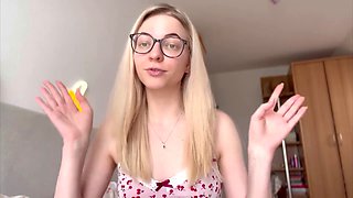 Dominant woman Goddess Bella Rae explores submission on her podcast
