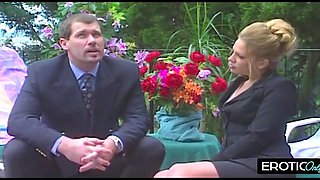 German customer surprises him at the doctor