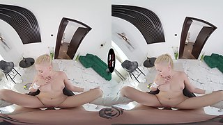 Nikoletta Queen VR Porn: Better Than Sport - VirtualTaboo