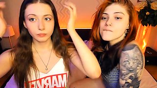 Brunette Solo Webcam Masturbation